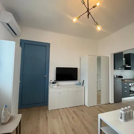 Casa Anita - Fronte Mare 公寓 *