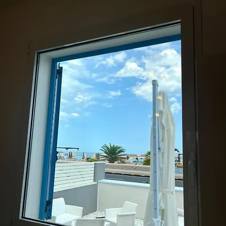 Casa Anita - Fronte Mare 公寓 *